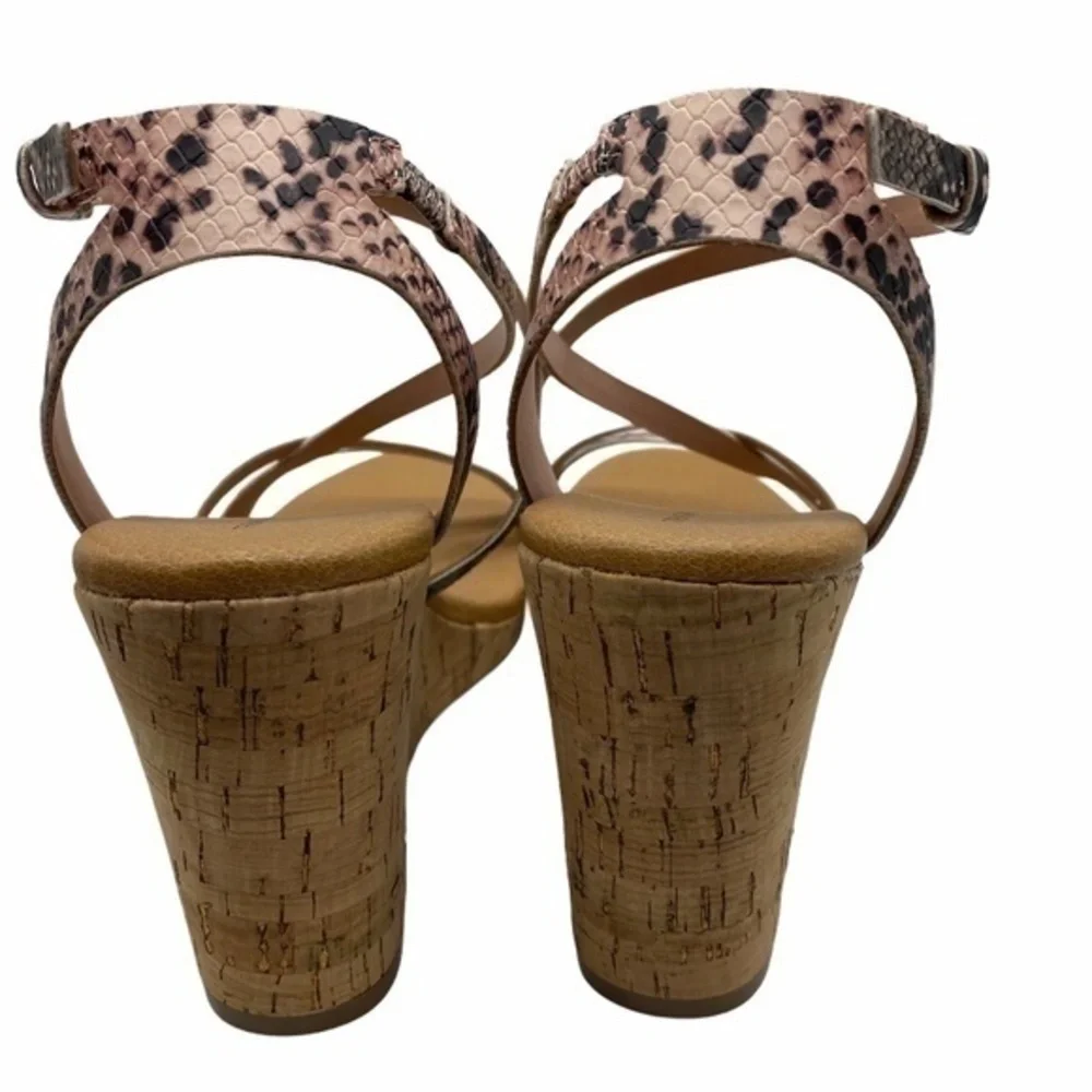 Treasure & Bond  Strappy Sandals Size 8.5M NWB